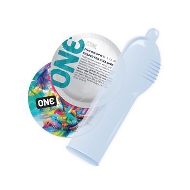 Презервативы ONE Pleasure Plus, 12 шт, с ребристым участком на конце, подарочная упаковка-тубус SX0793 фото