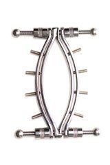 Зажим для вагины Master Series: Spread 'Em Poker Vagina Clamp with Adjustable Pressure Screws, шипы SO8798 фото